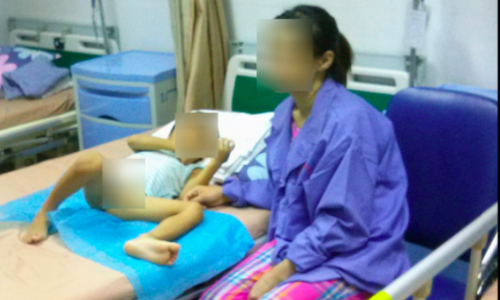Nhiều trẻ mắc bệnh sùi mào gà: Điều khinh khủng bắt nguồn từ cái kéo và chiếc găng tay?