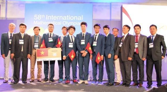 Đội tuyển Việt Nam đoạt 4 huy chương vàng Olympic Toán quốc tế