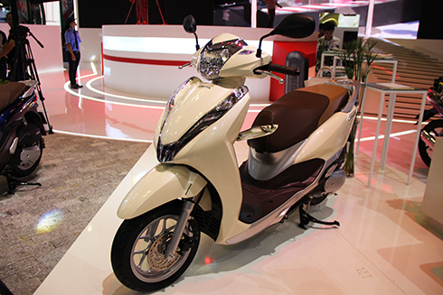 Honda Lead 2017 với chìa khóa thông minh giá 39,3 triệu