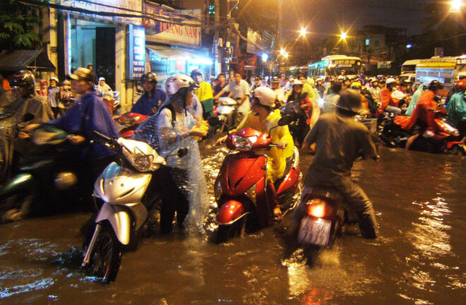 Thời tiết  27/7: Nam Bộ mưa dông, đề phòng tố, lốc