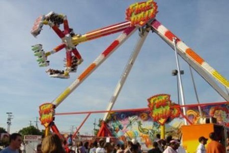 Đu quay cảm giác mạnh khiến 1 người chết, 7 bị thương