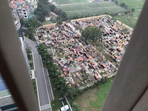 Chung cư thời hiện đại - Bài 8: View ôm trọn... nghĩa trang!