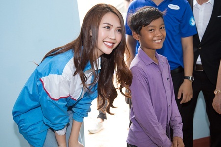 Im lặng giữa