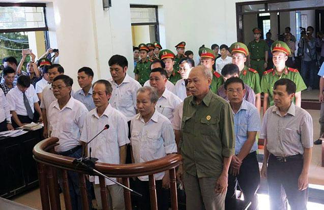Xử vụ sai phạm đất ở Đồng Tâm: Cán bộ huyện “đổ lỗi” cho cán bộ xã
