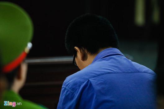 Nam sinh sát hại bạn gái bỏ vào thùng xốp lãnh 12 năm tù