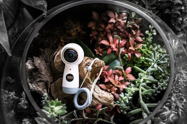 Gear 360 – Bắt trọn mọi khoảnh khắc