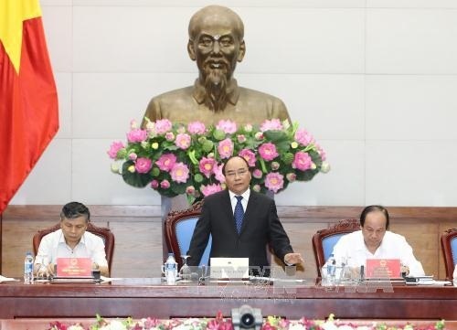 Thủ tướng: Cải cách thủ tục hành chính để thúc đẩy tăng trưởng