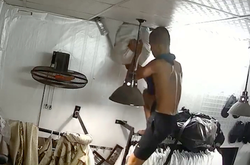 Chỉnh camera để