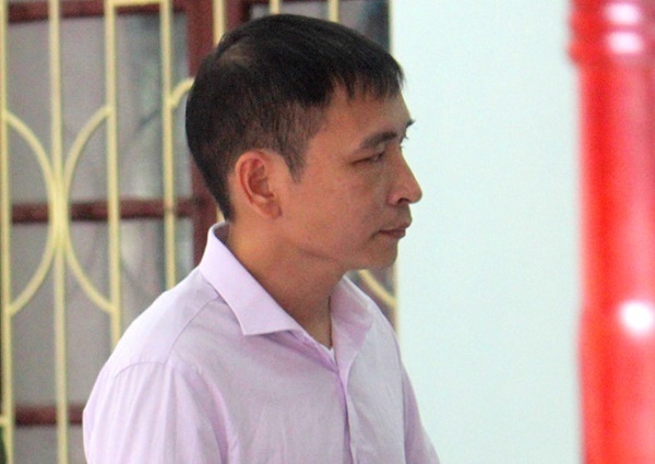Nhắn tin vu khống lãnh đạo huyện, bí thư xã lãnh án tù