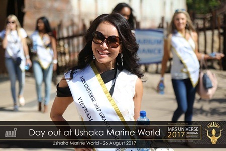 Hoa hậu Trâm Lưu gây ấn tượng với khả năng giao tiếp tại Mrs Universe 2017