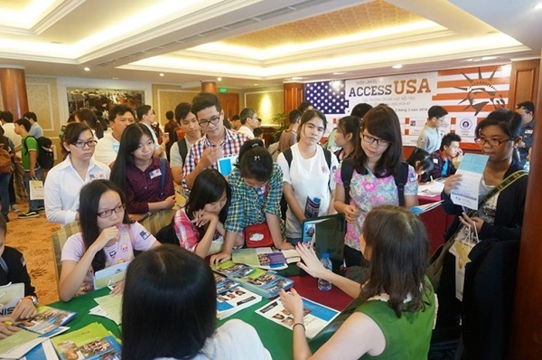 Săn Học bổng Du học tháng 9 này tại Triển lãm Du học Mỹ, Canada mùa thu 2017