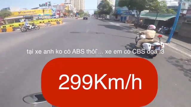 Đăng tải clip chạy trốn công an với ‘tốc độ bàn thờ' 299 km/h