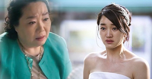 Con trai đánh mắng nàng dâu, mẹ chồng cầm gậy đuổi theo và sự thật sau đó