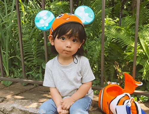 Tan chảy với những hình ảnh của nhóc tỳ cute nhất mạng Instagram