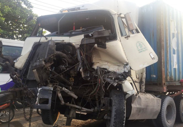 Tin tai nạn giao thông mới nhất ngày 22/9/2017