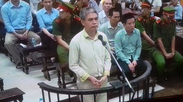 Clip: Nước mắt có giúp Nguyễn Xuân Sơn thoát án tử?