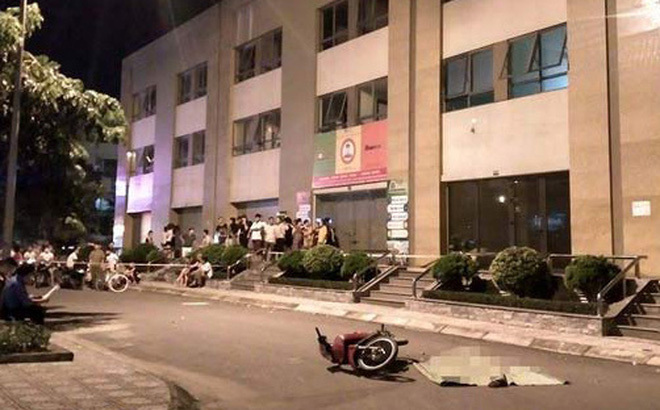 Hà Nội: Cô gái trẻ rơi từ tầng 25 xuống đất, suýt trúng người đi đường