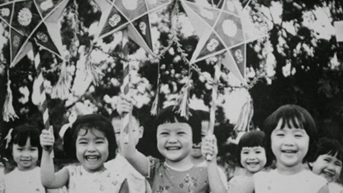 Những bức ảnh hiếm: Tết Trung thu thuở xưa còn in dấu trong lòng nhiều người