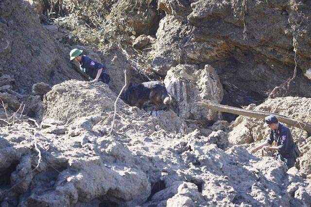 Lời kể nhói lòng của chiến sĩ tìm kiếm nạn nhân trong vụ sạt lở ở Hòa Bình