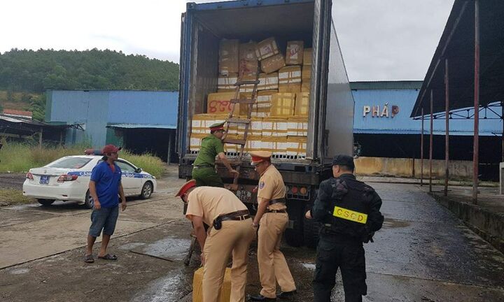 Quảng Ninh: Bắt giữ 25 tấn hải sản không rõ nguồn gốc