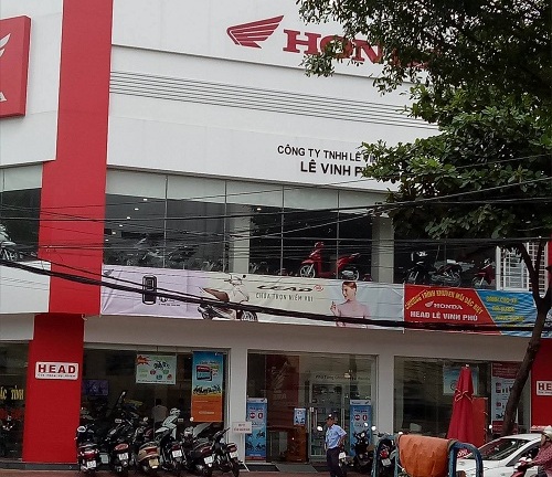 Lý do gì một đại lý của Yamaha cắt hợp đồng với Yamaha để mở đại lý Honda?