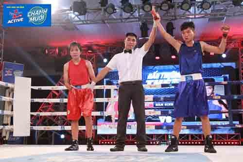 Những trận bán kết kịch tính ở giải Boxing tranh đai vô địch Number 1