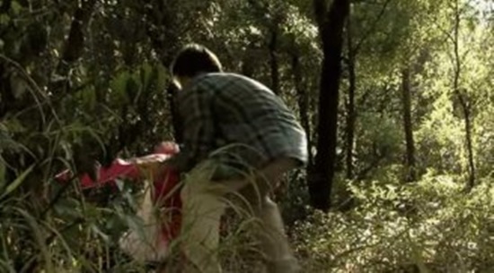 Điều tra vụ em gái bị cưỡng bức, anh trai dùng dao chém 