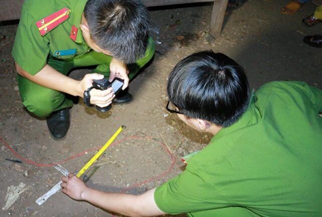 Điều tra nghi án con rể sát hại cha mẹ vợ, chém em vợ bị thương rồi tự tử