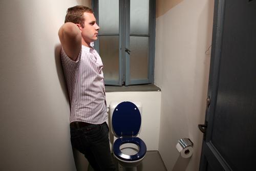 Nguyên nhân và cách điều trị dứt điểm tình trạng đi tiểu nhiều ở nam giới