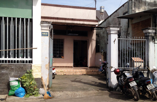 Tạm giữ người chồng nghi sát hại vợ lúc rạng sáng