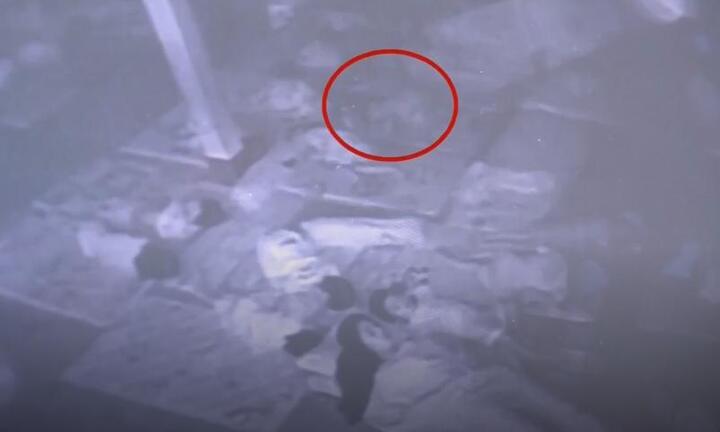 Vụ bé trai 3 tuổi tử vong sau giờ ngủ trưa: Người mẹ khóc nghẹn khi xem lại camera