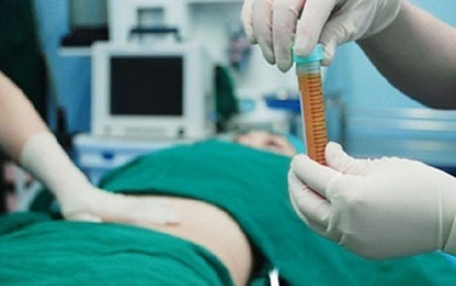 Cô gái chuyển giới tử vong sau khi nâng ngực tại phòng khám 'chui'