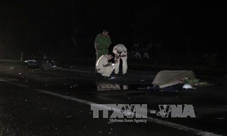 Bị 2 ô tô đâm liên tiếp, người đàn ông tử vong