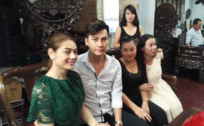 Lâm Khánh Chi rơi lệ vì câu nói của cha trong ngày dạm ngõ