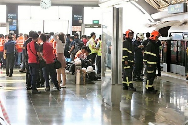 Singapore: 2 đoàn tàu điện ngầm va chạm, 25 người bị thương