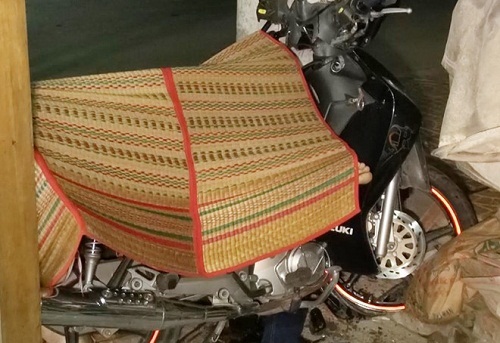 Xe máy tông vào cột điện, 2 người tử vong tại chỗ