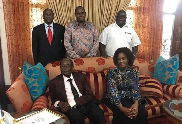 Cựu đệ nhất phu nhân Zimbabwe xuất hiện sau tin đồn bị giam tại nhà tù quân sự