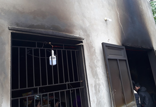 Thương tâm bé trai 4 tuổi tử vong trong căn nhà khóa kín 