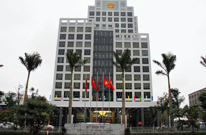 Tháng 12/2017, Bộ Nội vụ thi tuyển hai phó vụ trưởng