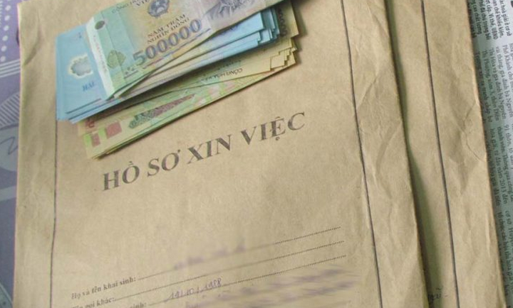 Chân tướng “nhà ngoại cảm” kiếm tiền chỉ bằng chiêu... hứa hẹn