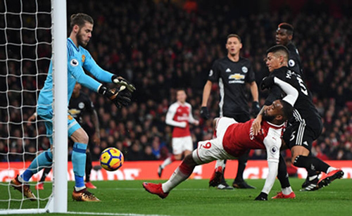 Arsenal 1 - 3 Man United: Quỷ đỏ xứng đáng