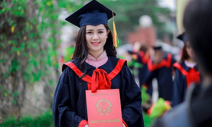 Nhan sắc hoa khôi đại học Vinh nắm giữ trái tim Quế Ngọc Hải