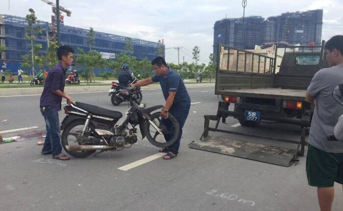 Đâm vào đuôi xe ben, nam thanh niên tử vong tại chỗ