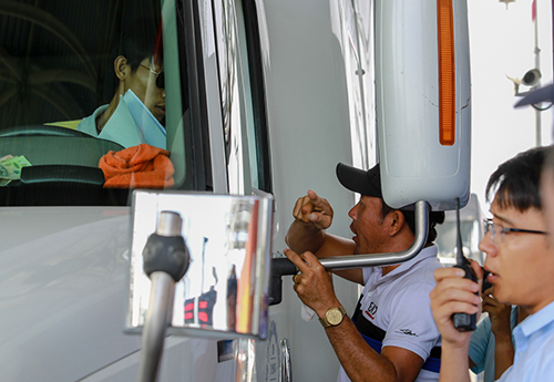 Xác định danh tính