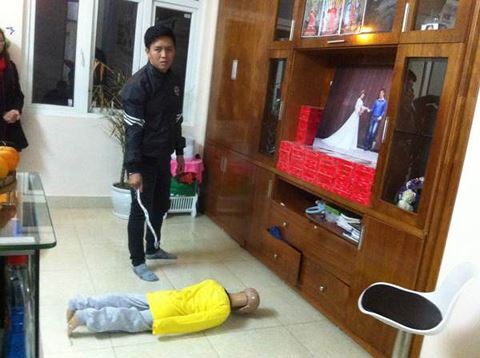 Bé trai 10 tuổi bị bạo hành: Tạm giữ hình sự người cha