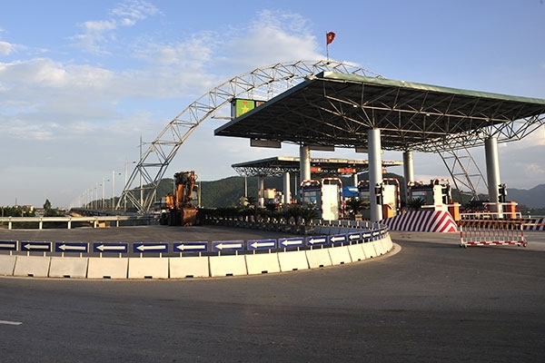 Điểm mặt 8 trạm thu phí BOT bất hợp lý tương tự BOT Cai Lậy