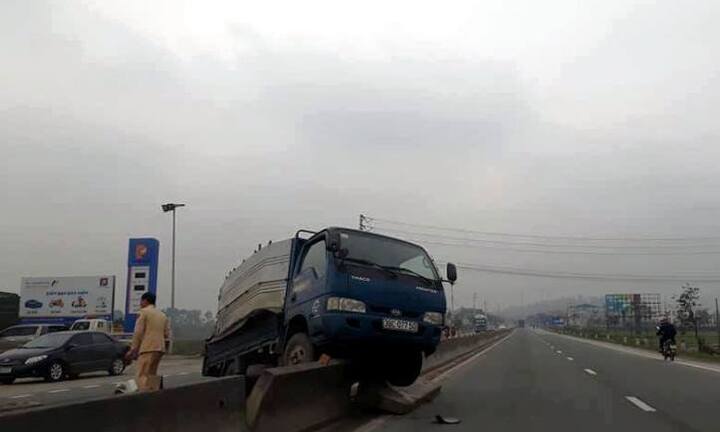 Tin tai nạn giao thông mới nhất ngày 12/12/2017