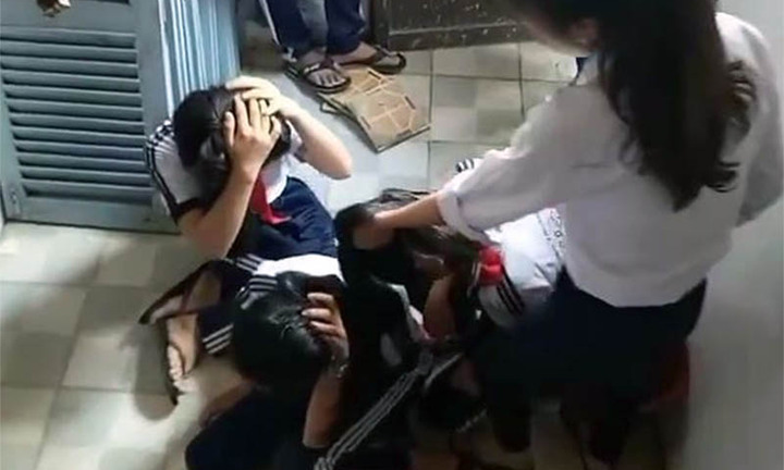 Tin tức mới nhất vụ 2 nữ sinh lớp 9 đánh bạn ở Kiên Giang