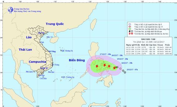 Bão Kai-tak giật cấp 10 áp sát Biển Đông