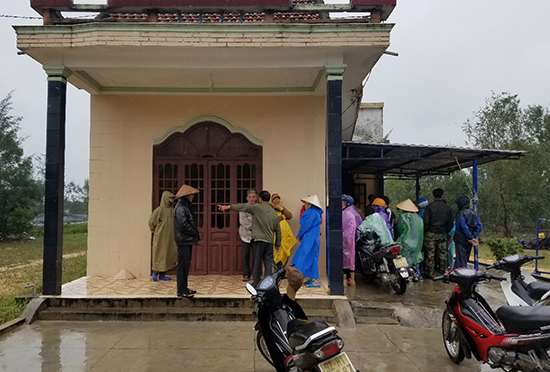 Điều tra nghi án cướp két sắt chứa nhiều tiền, vàng trong đêm